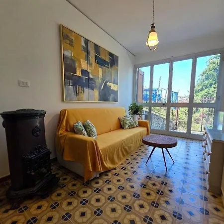 Appartamento House With A View Of Bajardo *
