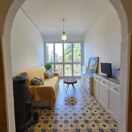House With A View Of Bajardo * Baiardo
